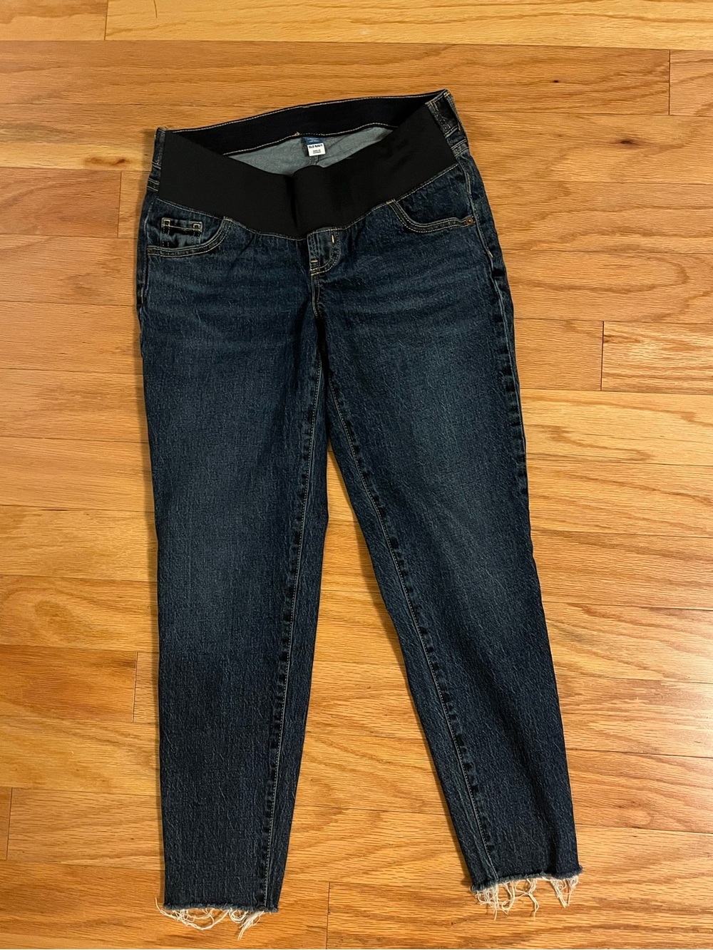 Old Navy maternity jeans size 2